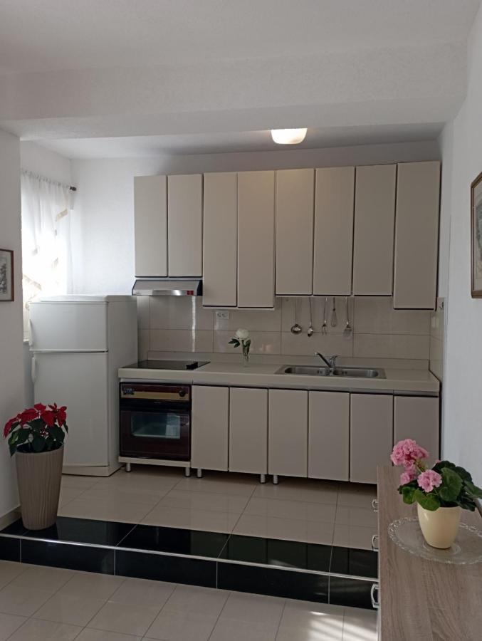 Apartmani Trubi 1 Vodice Eksteriør billede