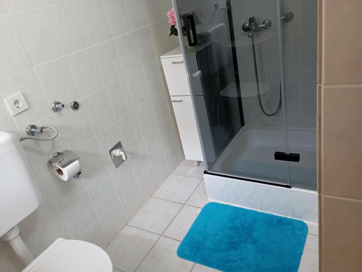 Apartmani Trubi 1 Vodice Eksteriør billede